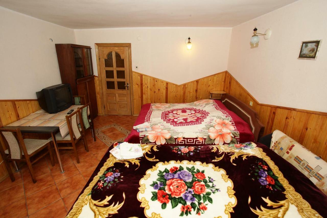 Vila Pas Justina Παλάγκα Εξωτερικό φωτογραφία